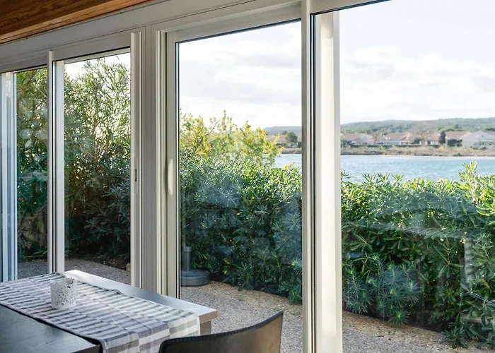 Villa Pavillon 2 Pieces Avec Mezzanine Et Wifi - Animaux Acceptes, Vue Lagune - Fr-1-409-40 Gruissan